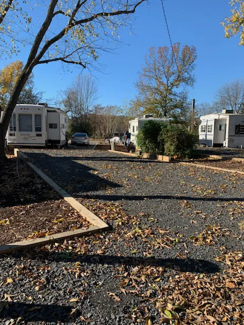 Gold Creek Landing RV Park Picture 3