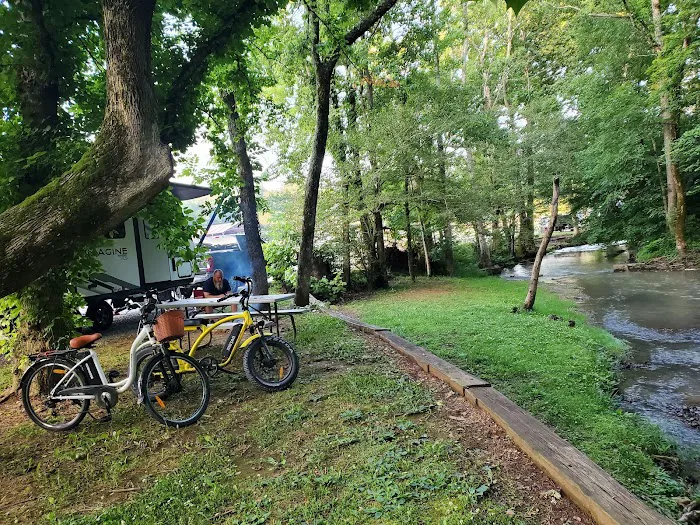 R Haven Overnight Family Park Picture 5