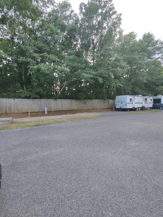 Southern Estates RV Park Picture 4