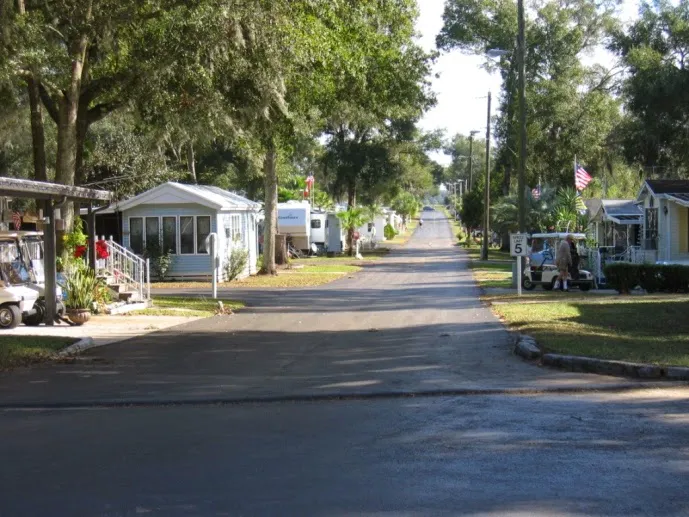 Town and Country RV Resort Picture 5