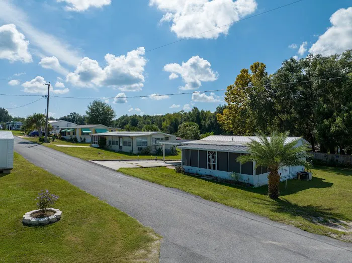 Dade City RV Resort Picture 8