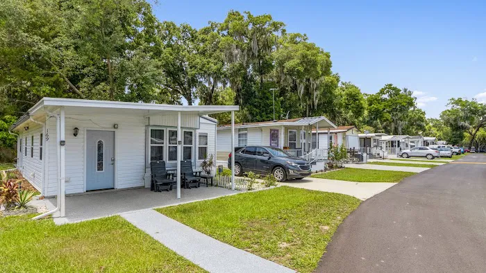 Dade City RV Resort Picture 3