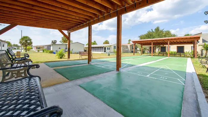 Brentwood Estates Picture 1