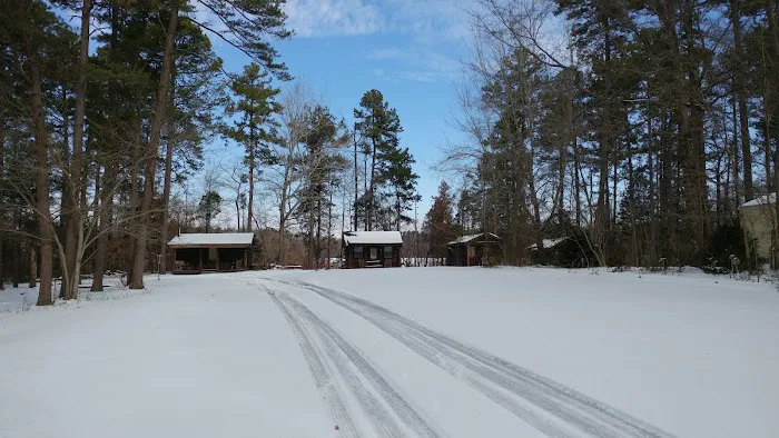 LBL Whispering Pines Campground & Cabins Picture 5