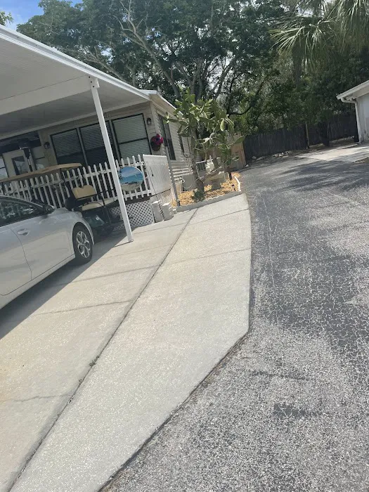 Gulf Breeze RV Park Picture 1
