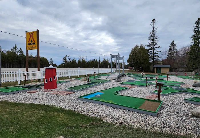St. Ignace / Mackinac Island KOA Holiday Picture 4
