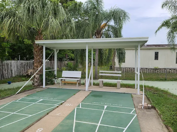 Oak Bend Mobile Home Park Picture 7