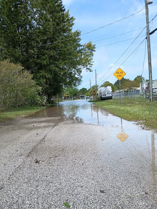 Oak Bend Mobile Home Park Picture 9