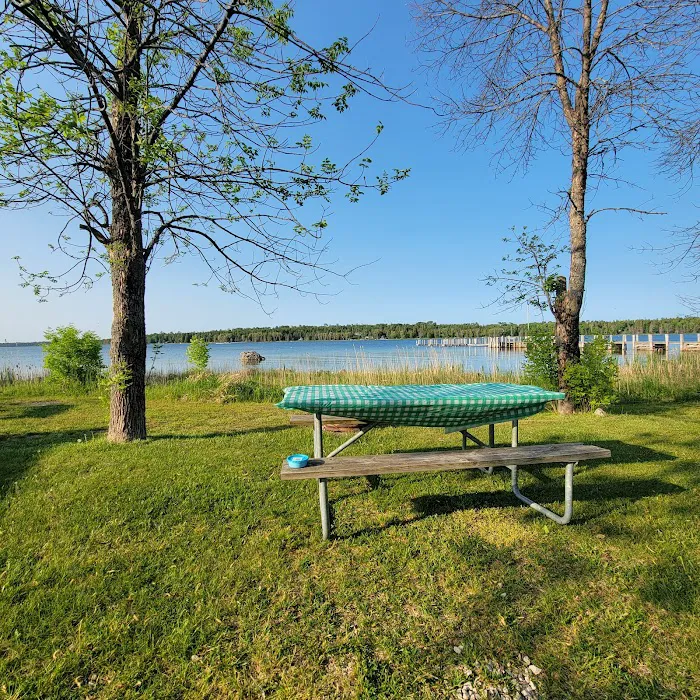 Loons Point RV Park and Campground Picture 9