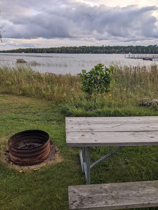 Loons Point RV Park and Campground Picture 8