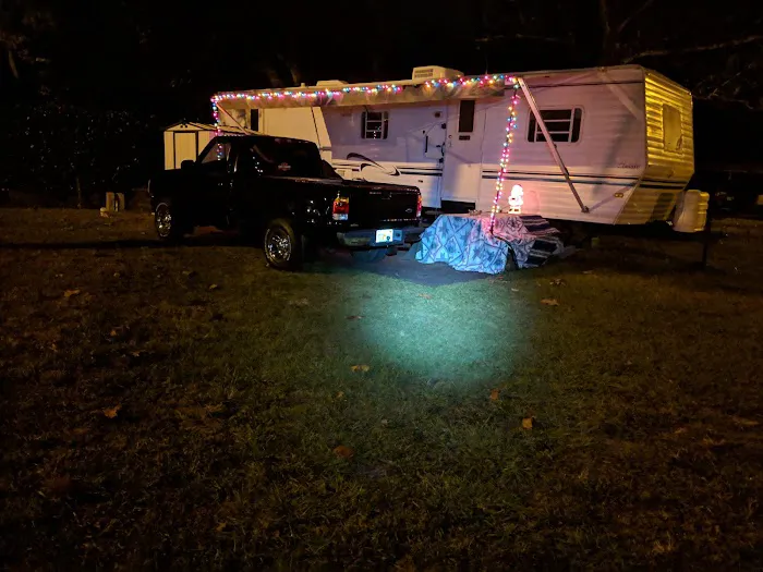 Sunny Skies Mobile Home & RV Park Picture 5