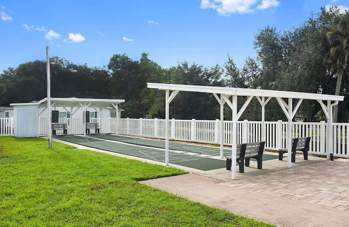 Fisherman's Cove Mobile Home Park Picture 10