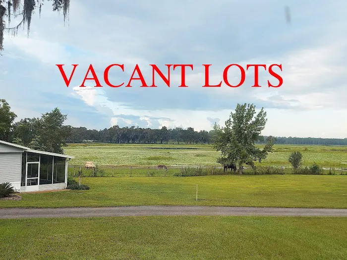 Lakeside Oaks Mobile Home Park Picture 1