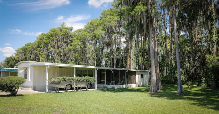 Timber Village Mobile Home Park Picture 3