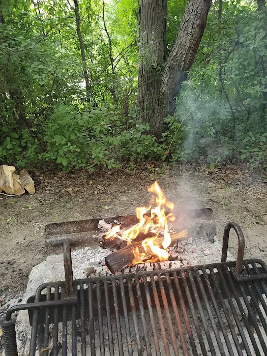 Fox Den Campground Picture 7