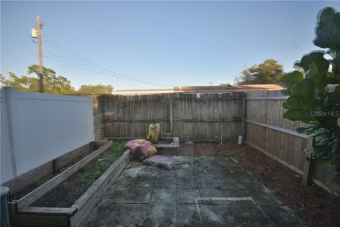 Shady Oaks Mobile Home Park Picture 1