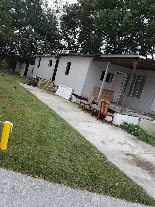Conway Circle Picture 10
