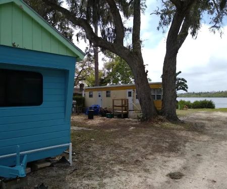 Rose Bay Landing Mobile Home Park