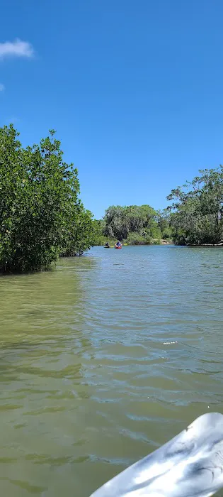 Bissit Bay Fish Camp & RV Park Picture 3
