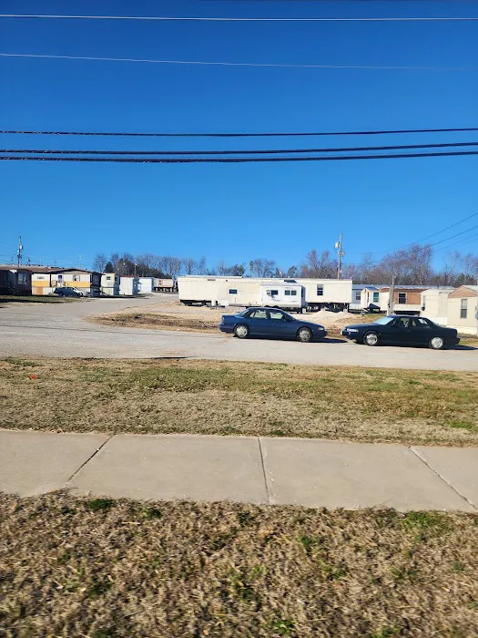 Ruff Mobile Home Park Picture 8