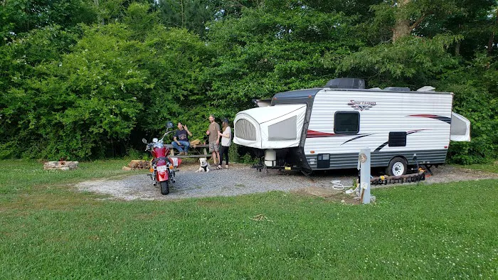 1776 RV & CAMPGROUND Picture 10