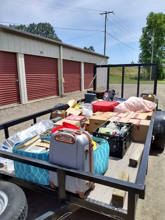 Outdoor Living Center RV Park Picture 9