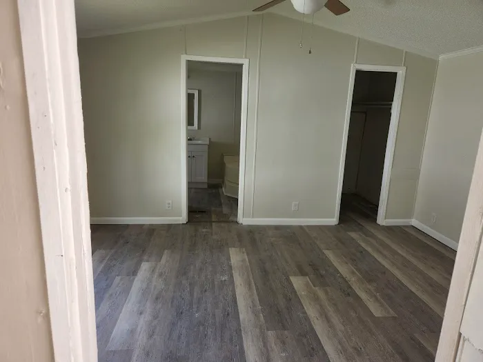 Anderson Pointe Picture 6