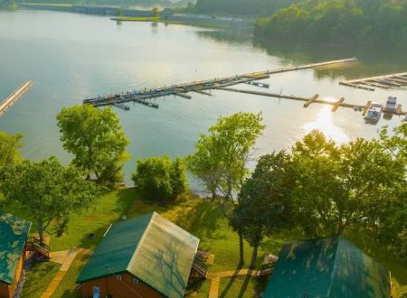 Nashville Shores Lakeside Resort