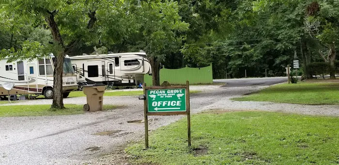 Pecan Grove Motor Home RV Park Picture 1