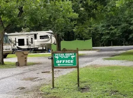 Pecan Grove Motor Home RV Park