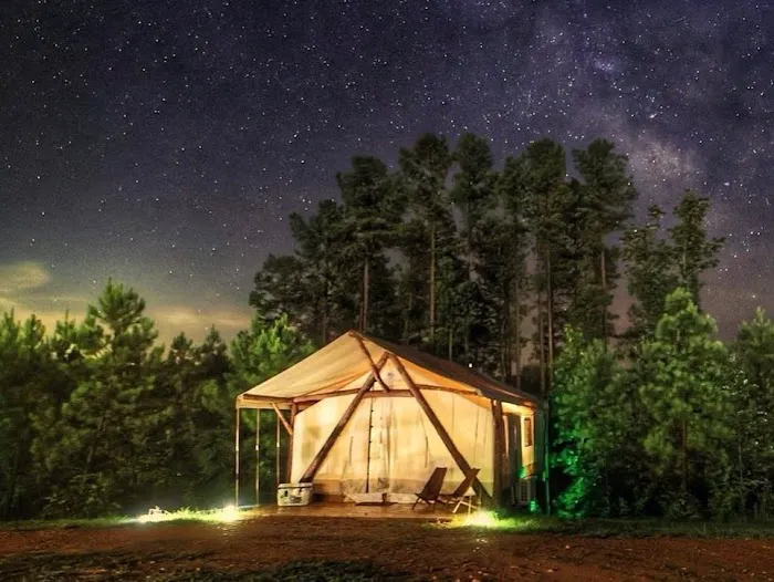 Nine Pines Retreats Picture 4
