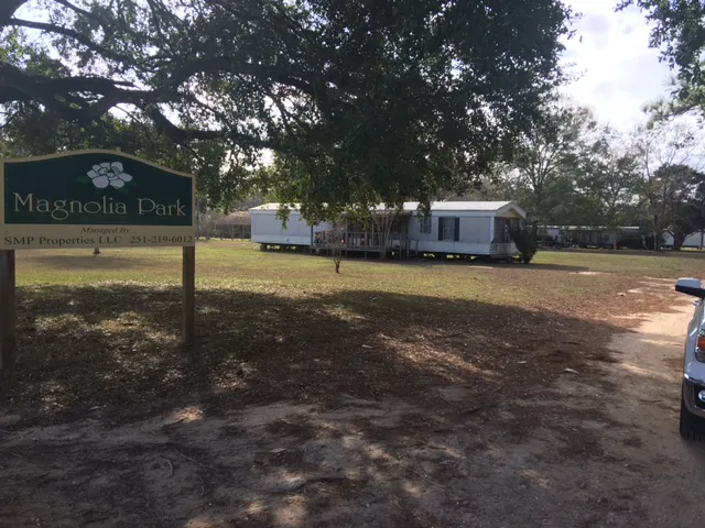 Magnolia Mobile Home Park Picture 1