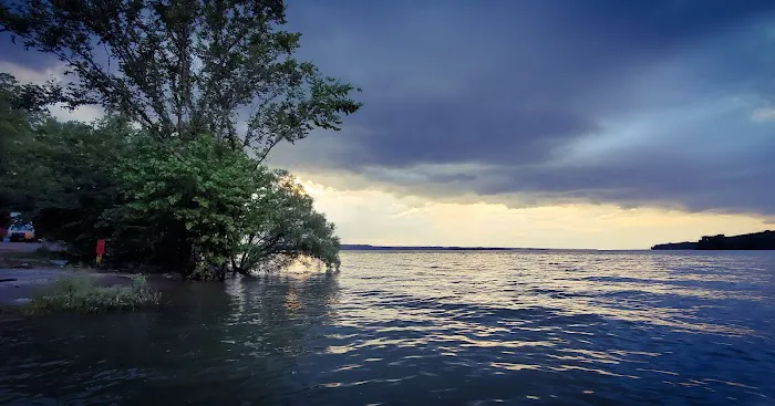 Boswell Landing Self-Service Campground & Boat Ramp Picture 6