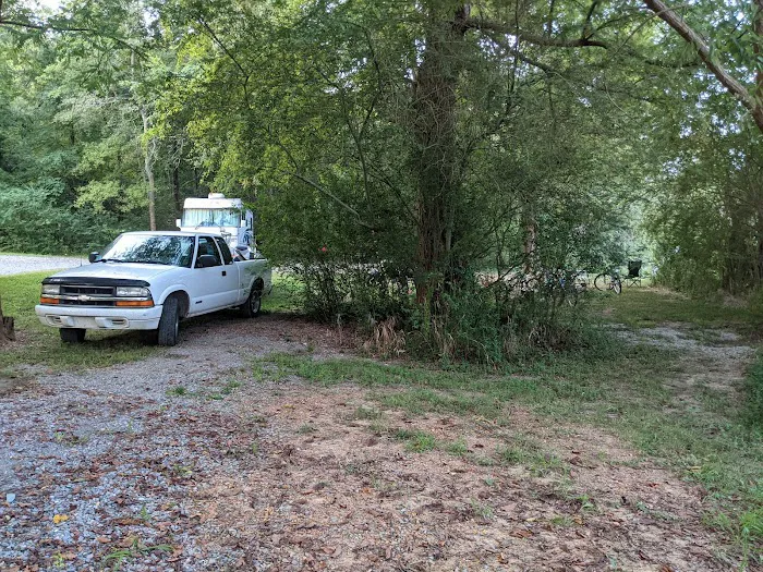 Boswell Landing Self-Service Campground & Boat Ramp Picture 9