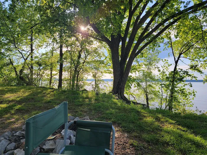 Boswell Landing Self-Service Campground & Boat Ramp Picture 3