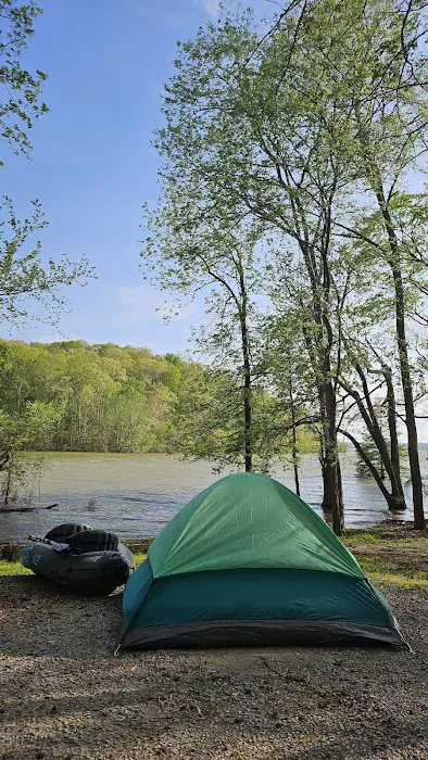 Redd Hollow Self-Service Campground & Boat Ramp Picture 5