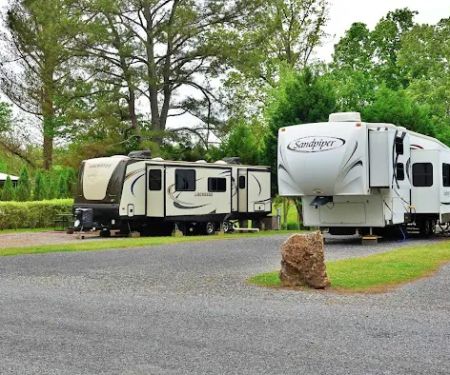 Waters Edge RV Park and Marina