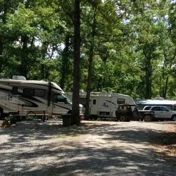 Sunset Harbor Hill Campground Picture 3