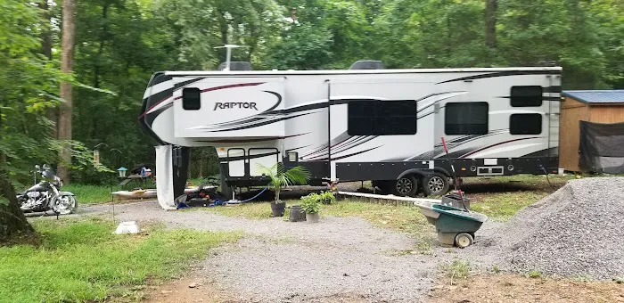 Lost Creek Campground Picture 3