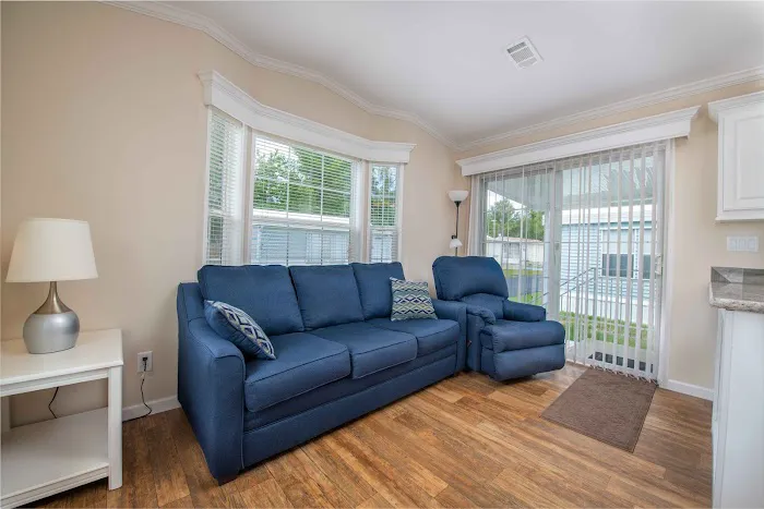 Grove Ridge Picture 5