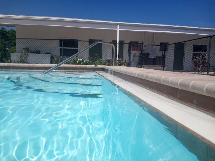 Caribbean estates mobile home park Picture 4