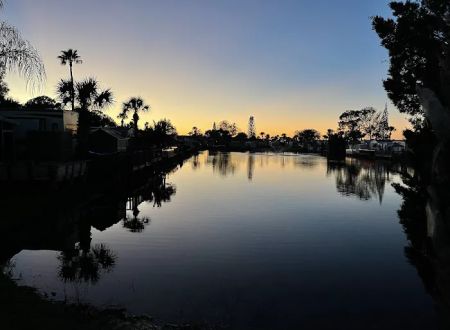 Sundance Lakes RV Resort