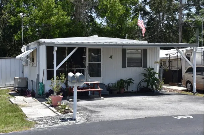 Tropic Breeze RV and Mobile Home Park Picture 1