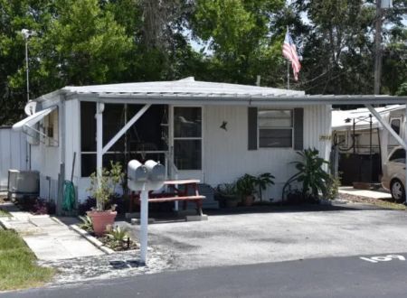Tropic Breeze RV and Mobile Home Park
