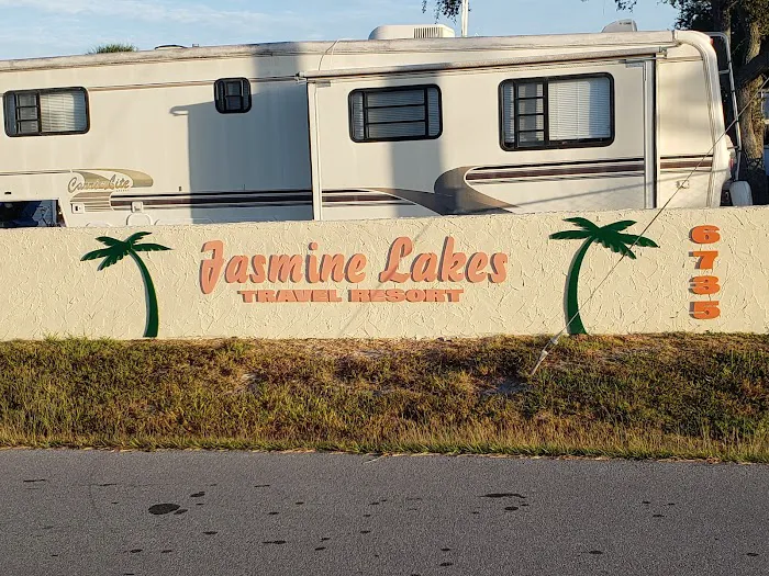 Jasmine Lakes Travel Park Picture 6