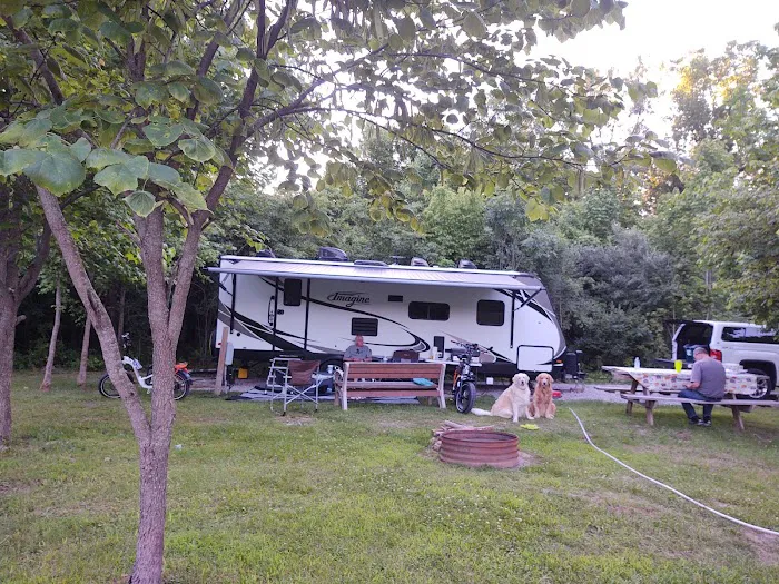 Main Brothers Campground Picture 4