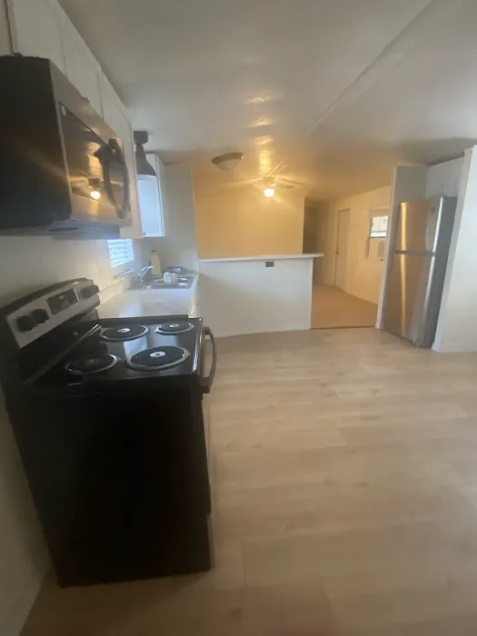 Marks Mobile Home Park Picture 6