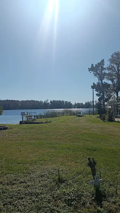 Lake Padgett Mobile Home Village Picture 5