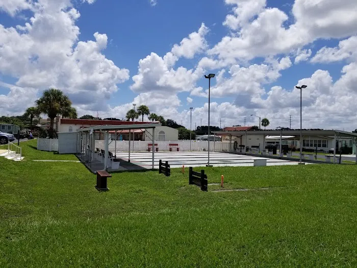 Spanish Trails Senior Village Picture 4