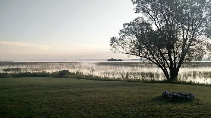 Water's Edge Resort Picture 3